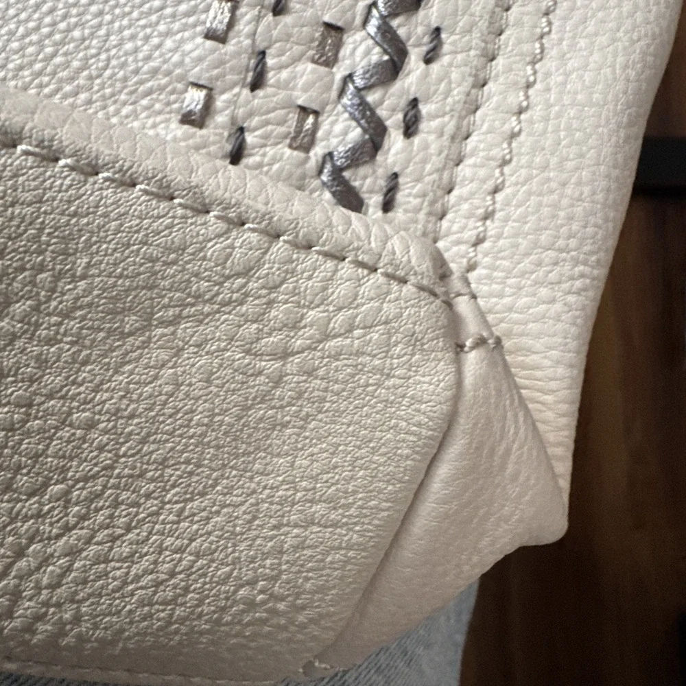 THE SAK Collective Tahoe Medium Pebbled Soft‎ Leather Whipstitch Ivory Crossbody - Picture 9 of 9